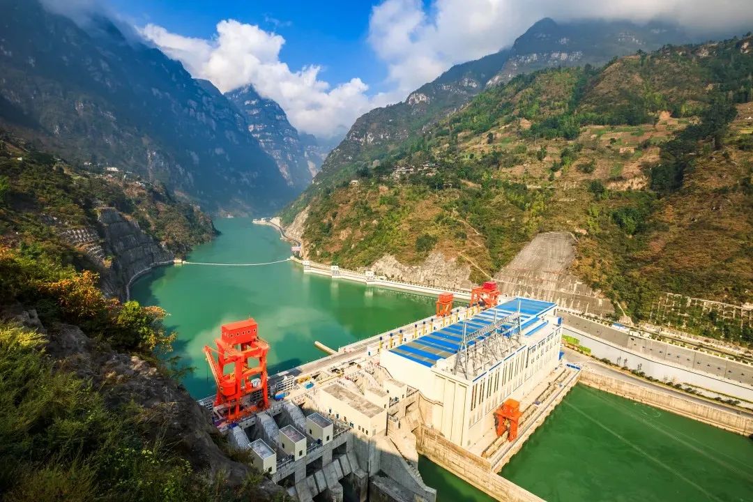 大渡河公司水电开发_大渡河公司清洁能源建设_四川大渡河钢铁股份有限公司