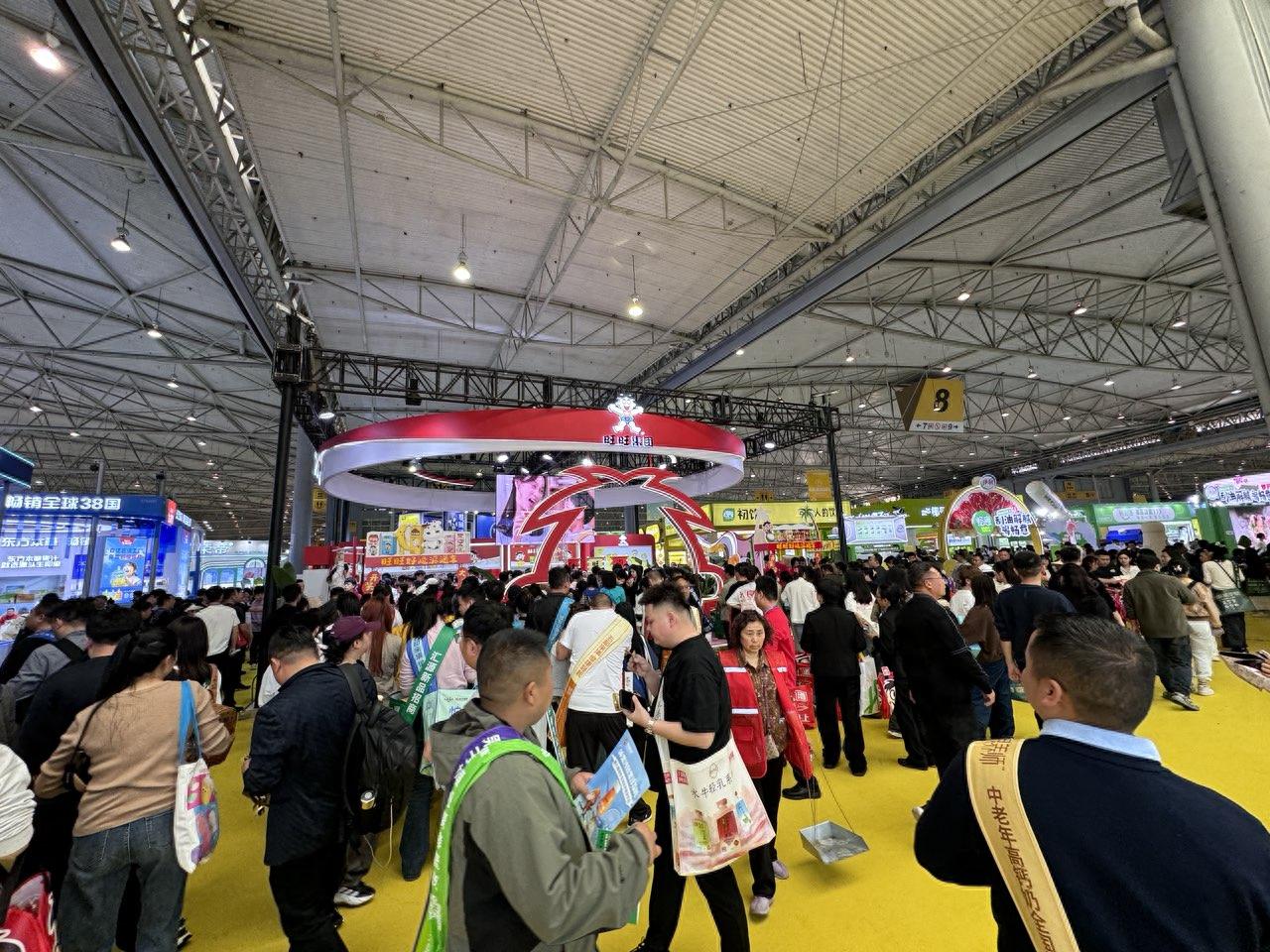 第112届成都糖酒会启幕，旺旺集团凭新品成全场焦点
