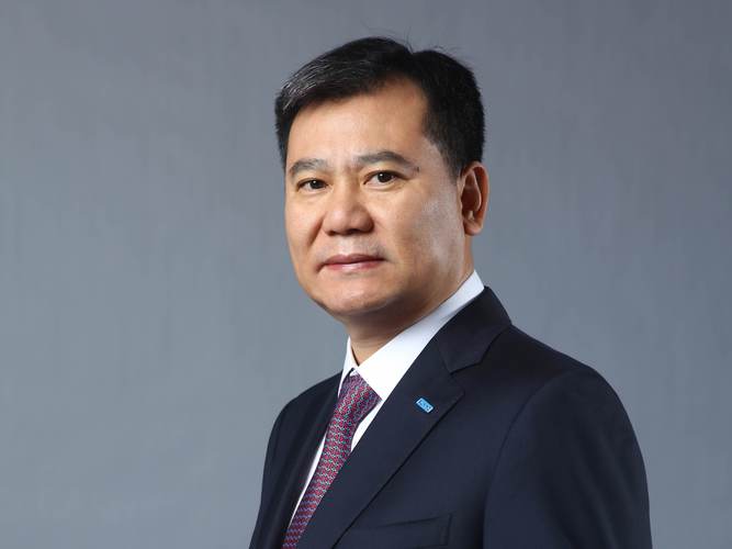 张近东的战斗：真正敌人只有淘宝腾讯，京东遭无视！苏宁转型之路何在？