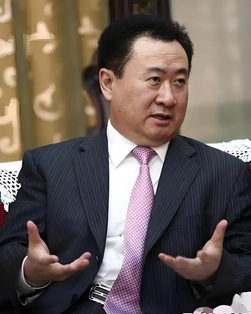 中国500富豪揭晓：王健林、王思聪父子以1982亿登顶