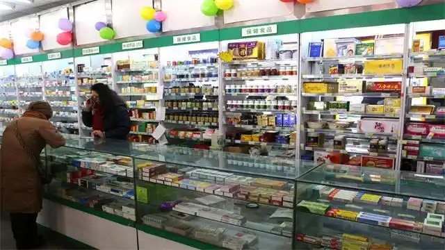 药店半年业绩下滑原因：毛利率承压，处方药外流反成压力